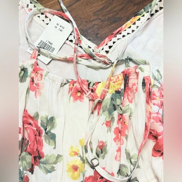 Abercrombie & Fitch Tie Waist Floral Dress NWT Size Small T - Picture 16 of 16